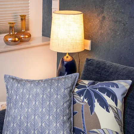 Kobaltblau アパート *