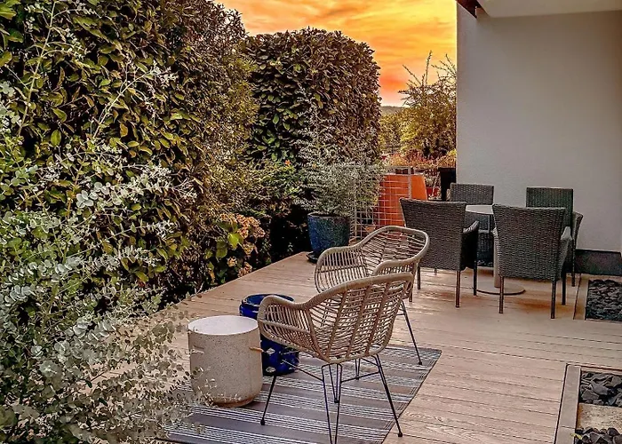 Kobaltblau Apartamento Höhr-Grenzhausen